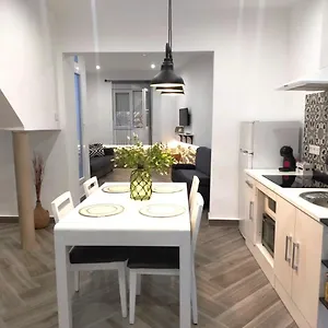 Fernando Iii El Santo Apartment
